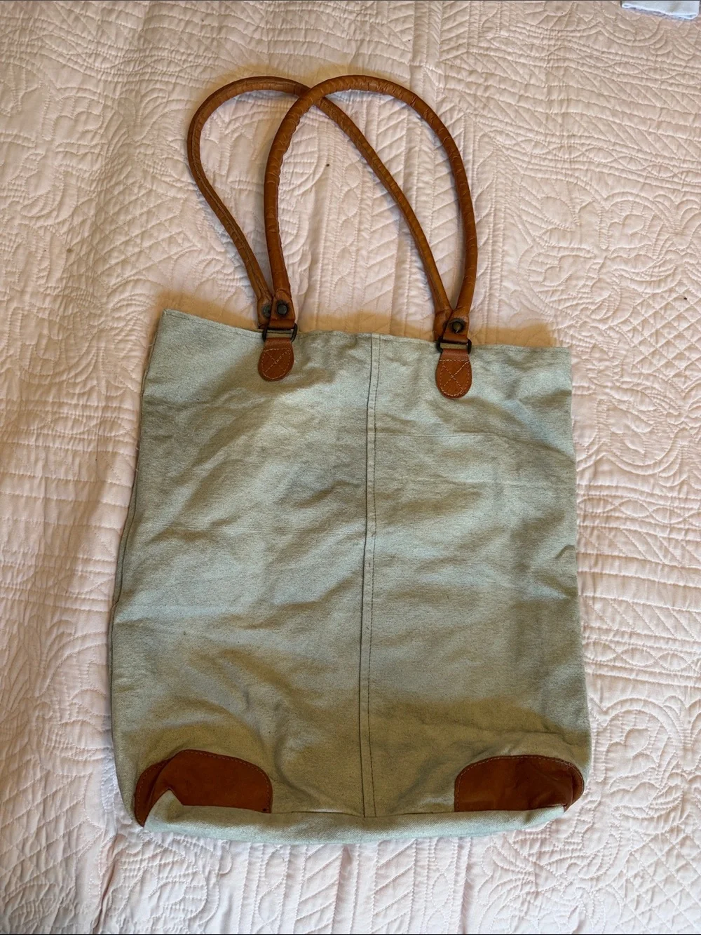 Canvas Tote with Tan Trim and Star Key Charm - Picture 2 of 9